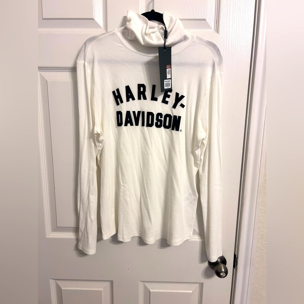 NWT Harley Davidson, Women's Milwaukee Rib Turtleneck, XL in White - Picture 2 of 6